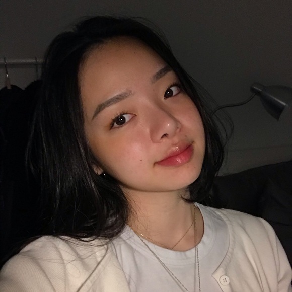 Meet your Posher, Erin - Picture 1 of 1